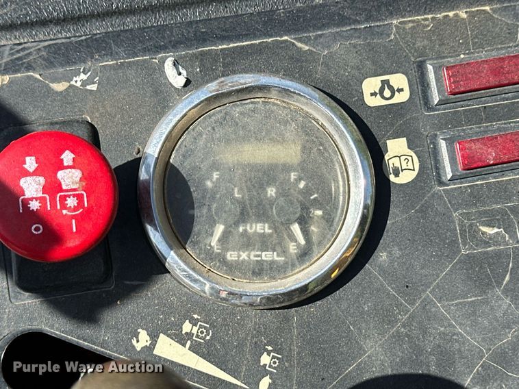 image for item EQ4616 2018 Hustler Super Z Hyperdrive ZTR lawn mower