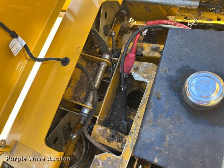 image for item EQ4616 2018 Hustler Super Z Hyperdrive ZTR lawn mower