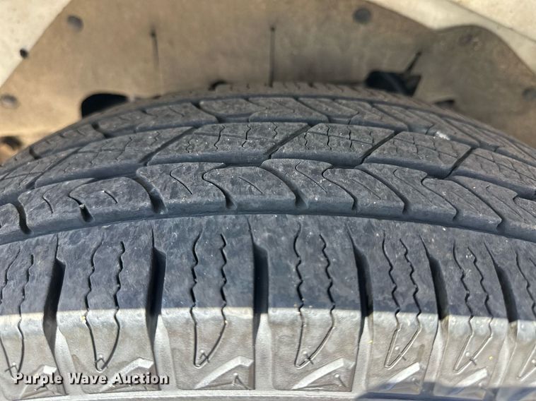 image for item EQ4618 2004 Chevrolet Express 3500 van