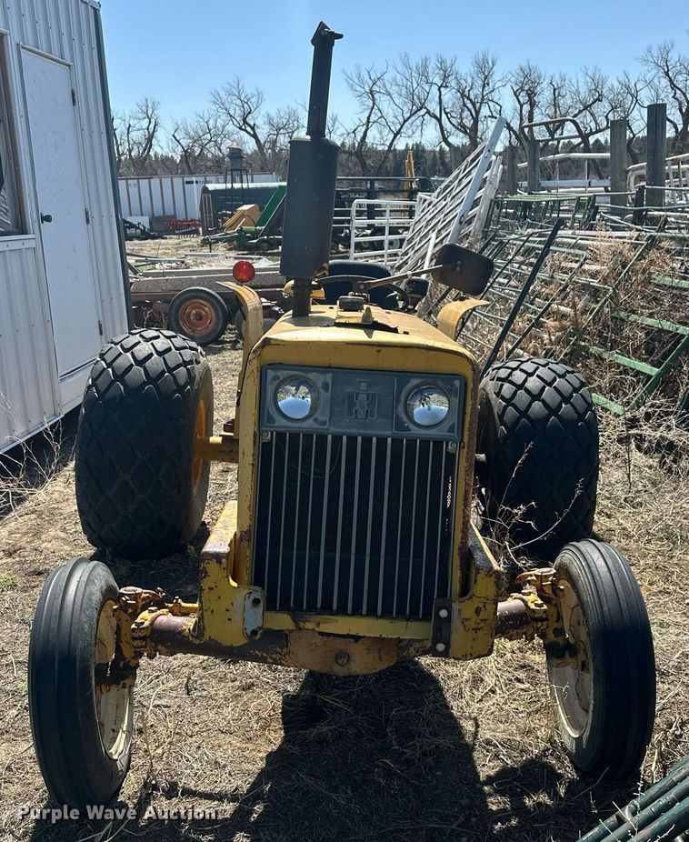 image for item ER5214 International Harvester 2444 tractor