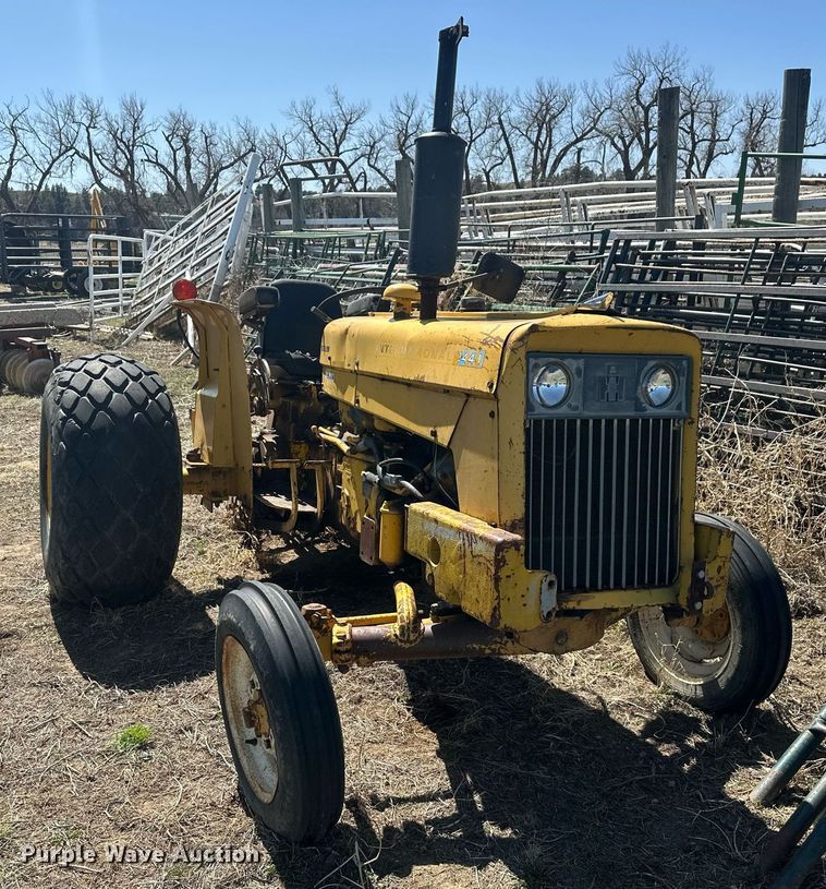 image for item ER5214 International Harvester 2444 tractor