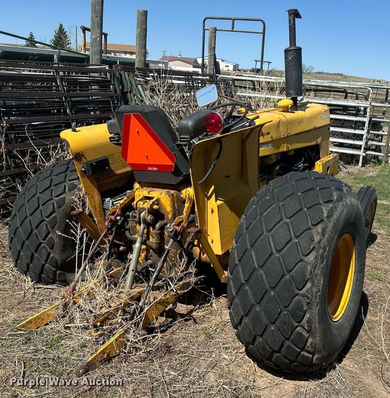 image for item ER5214 International Harvester 2444 tractor