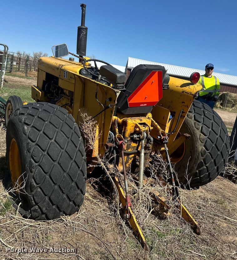image for item ER5214 International Harvester 2444 tractor