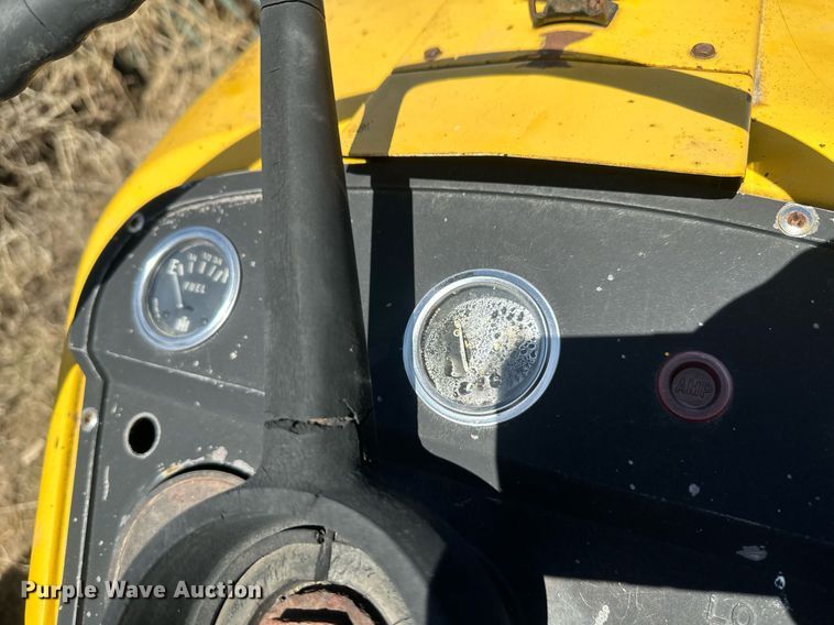 image for item ER5214 International Harvester 2444 tractor