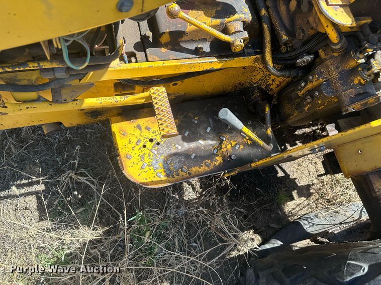 image for item ER5214 International Harvester 2444 tractor