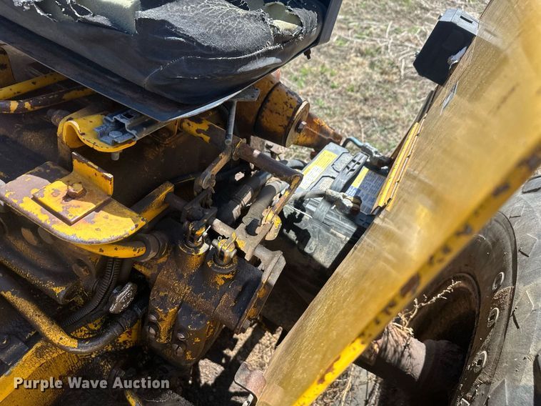 image for item ER5214 International Harvester 2444 tractor