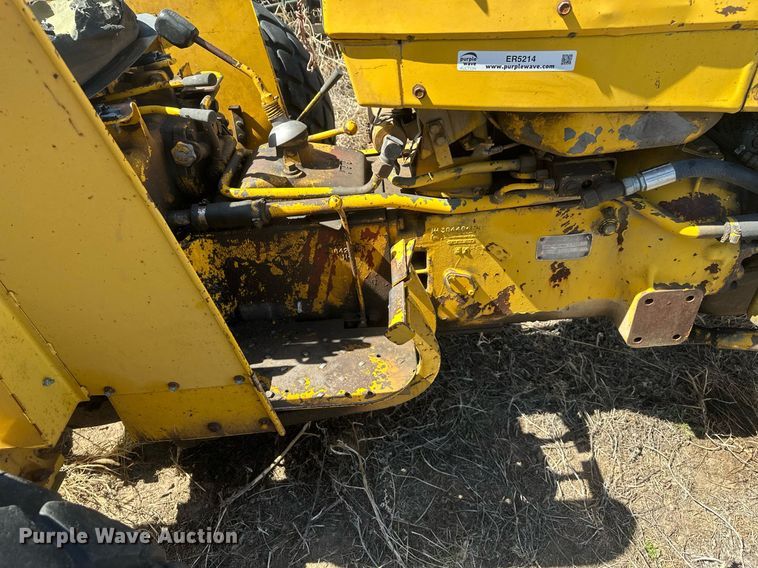 image for item ER5214 International Harvester 2444 tractor