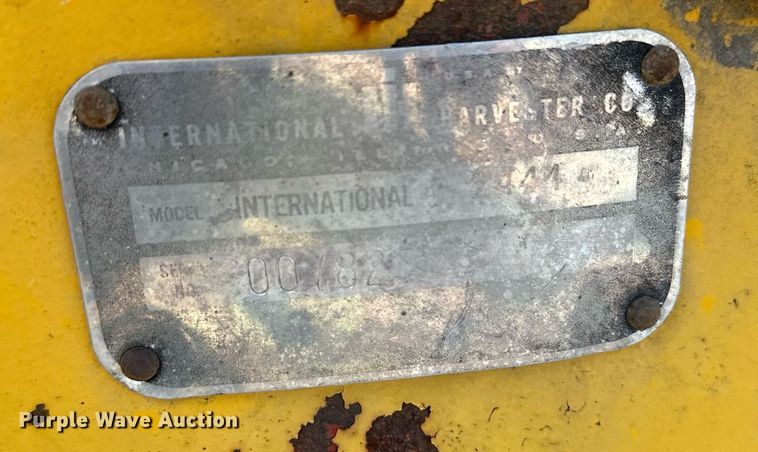 image for item ER5214 International Harvester 2444 tractor
