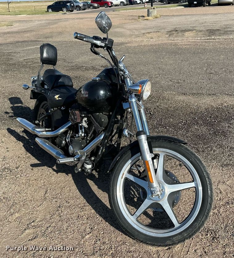 image for item ER8036 2002 Harley Davidson FXSTB Night Train motorcycle