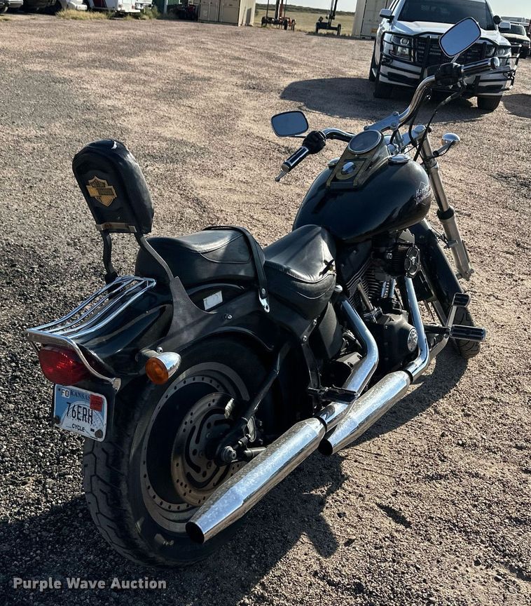 image for item ER8036 2002 Harley Davidson FXSTB Night Train motorcycle