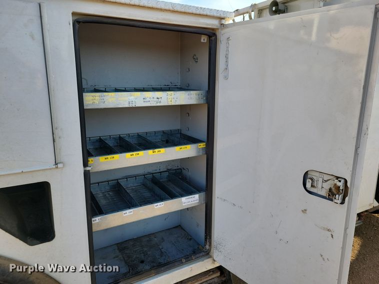 image for item NB9996 2006 Ford F750 Super Duty XL bucket truck