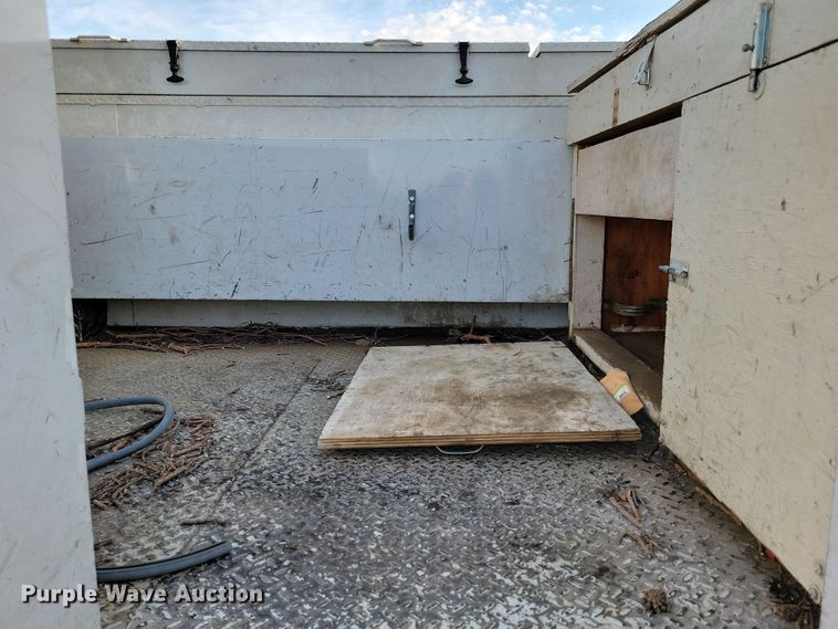 image for item NB9996 2006 Ford F750 Super Duty XL bucket truck