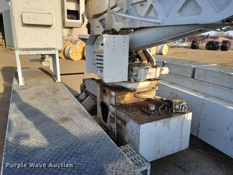 image for item NB9996 2006 Ford F750 Super Duty XL bucket truck