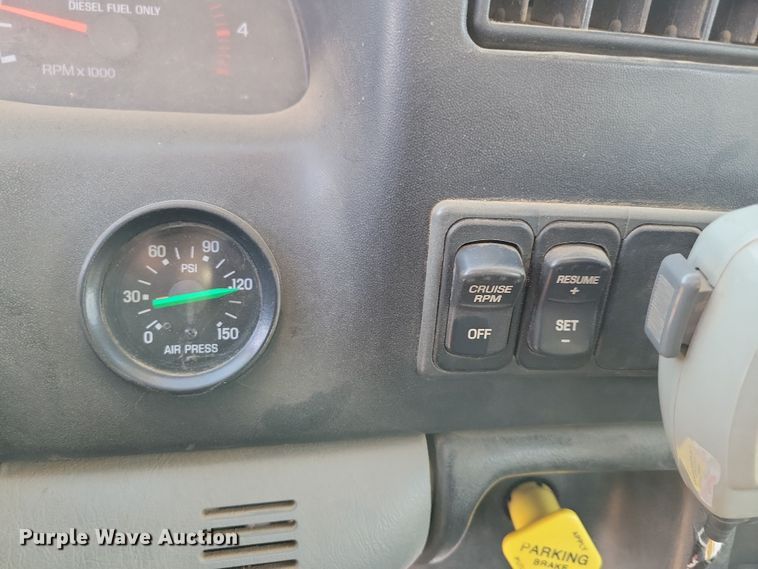 image for item NB9996 2006 Ford F750 Super Duty XL bucket truck