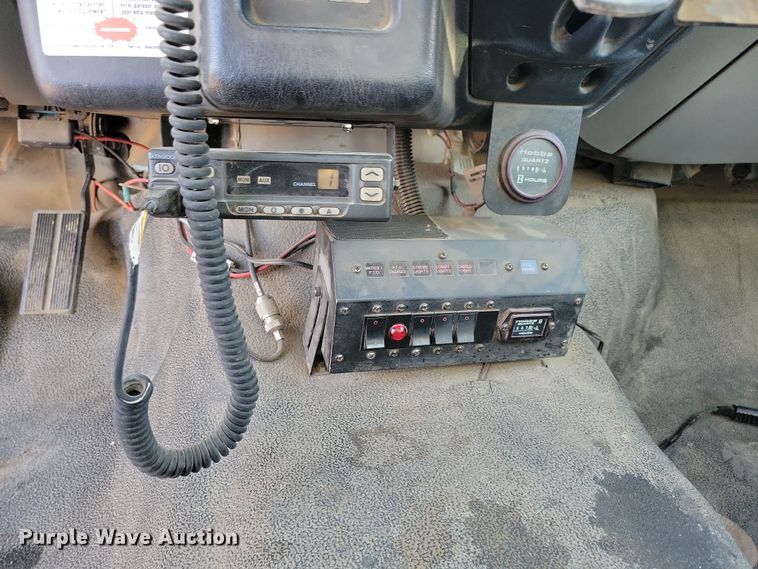 image for item NB9996 2006 Ford F750 Super Duty XL bucket truck