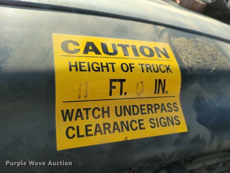 image for item NB9996 2006 Ford F750 Super Duty XL bucket truck