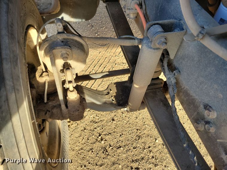 image for item NB9996 2006 Ford F750 Super Duty XL bucket truck