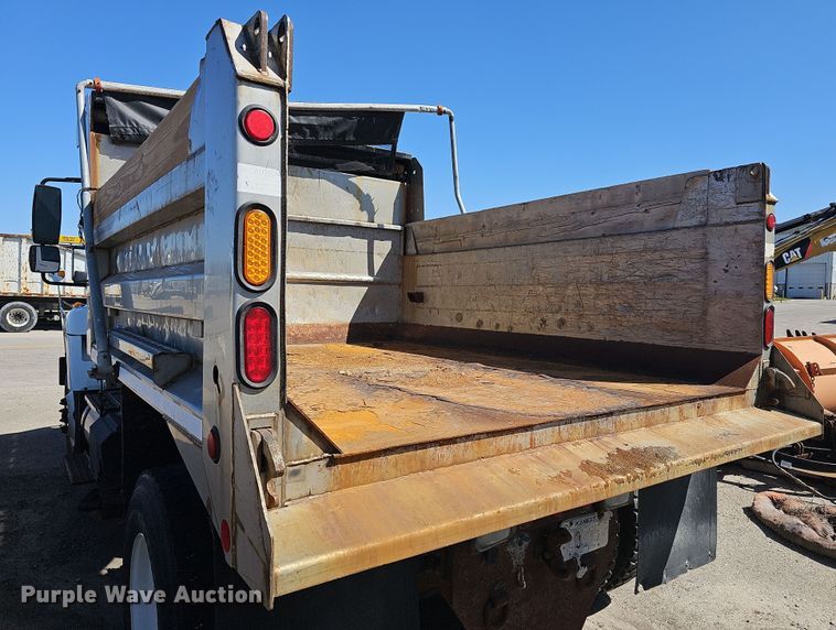 image for item NI9495 2012 International 7400 WorkStar dump truck