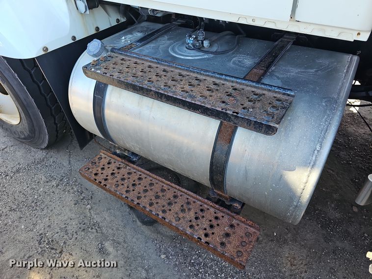 image for item NI9495 2012 International 7400 WorkStar dump truck