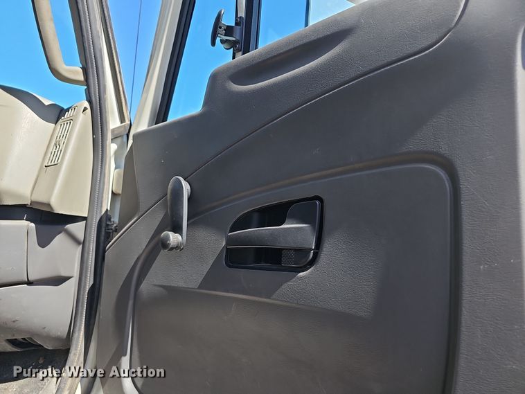 image for item NI9495 2012 International 7400 WorkStar dump truck