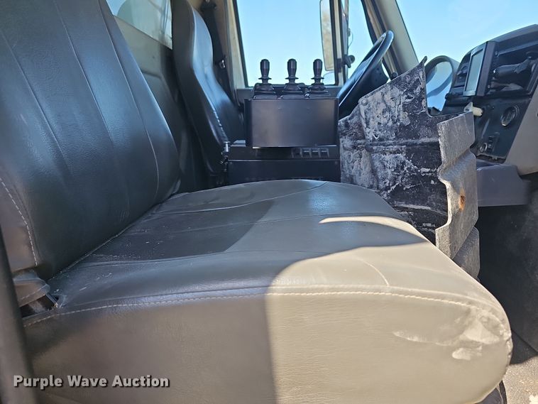 image for item NI9495 2012 International 7400 WorkStar dump truck