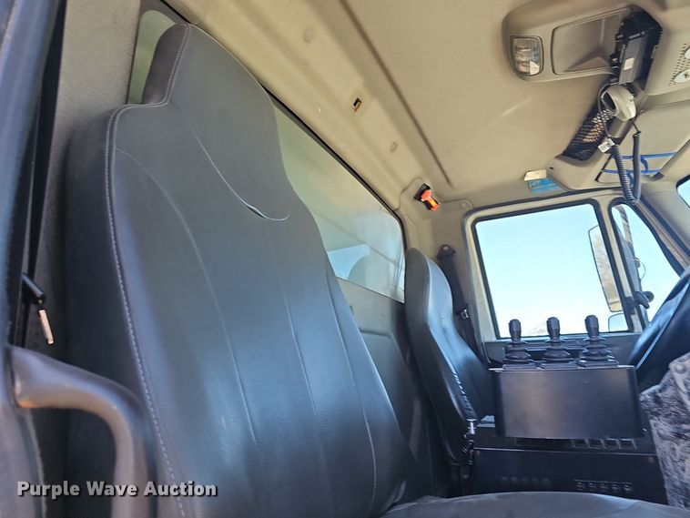 image for item NI9495 2012 International 7400 WorkStar dump truck