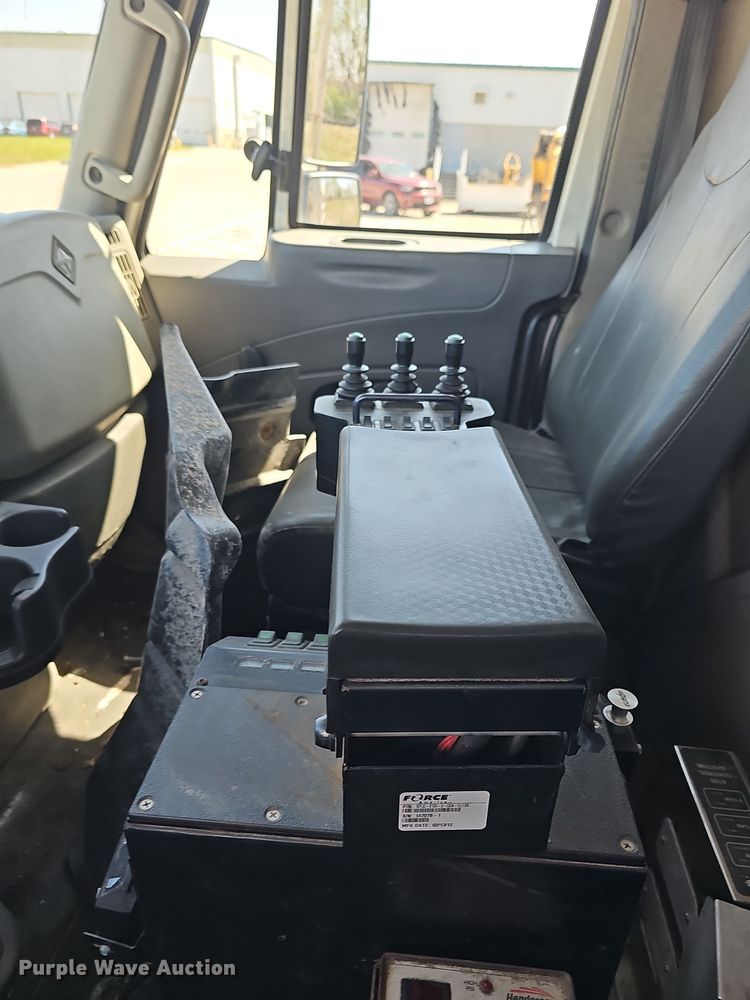 image for item NI9495 2012 International 7400 WorkStar dump truck