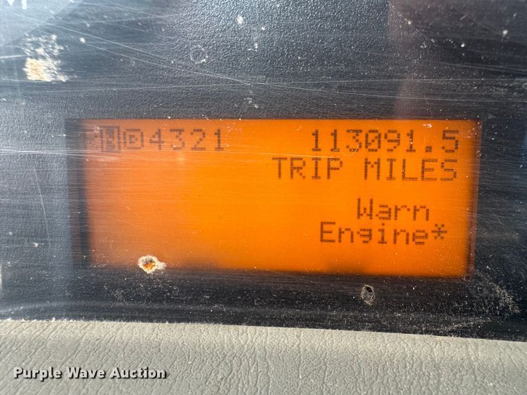 image for item NO9721 2010 International 7400 utility / service truck