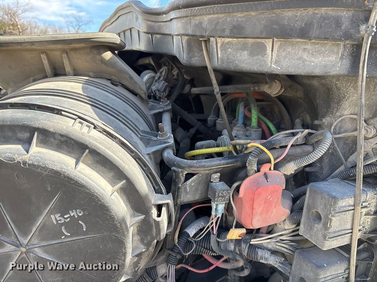 image for item NO9721 2010 International 7400 utility / service truck