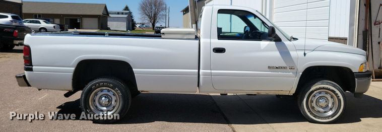 image for item NV9770 1999 Dodge Ram 1500 pickup truck