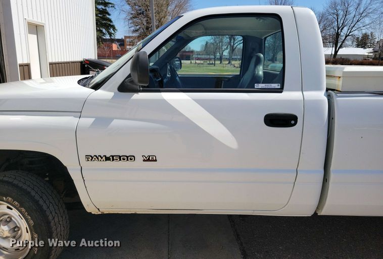 image for item NV9770 1999 Dodge Ram 1500 pickup truck