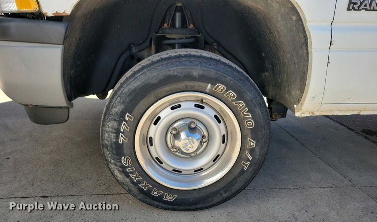 image for item NV9770 1999 Dodge Ram 1500 pickup truck