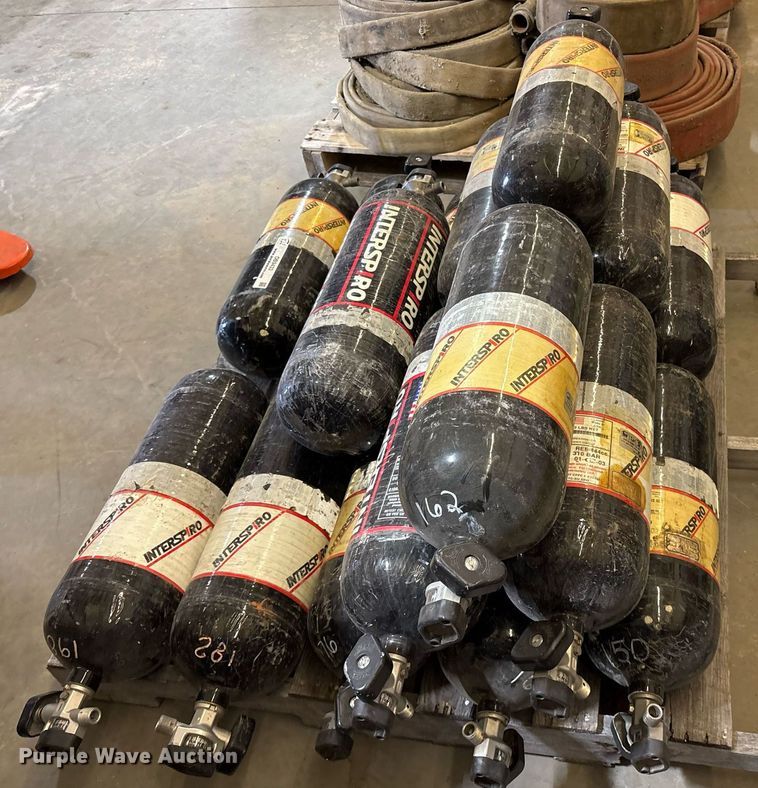 image for item OB9433 (17) Interspiro SCBA tanks