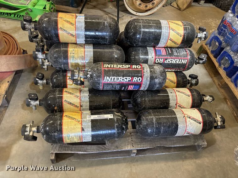 image for item OB9433 (17) Interspiro SCBA tanks