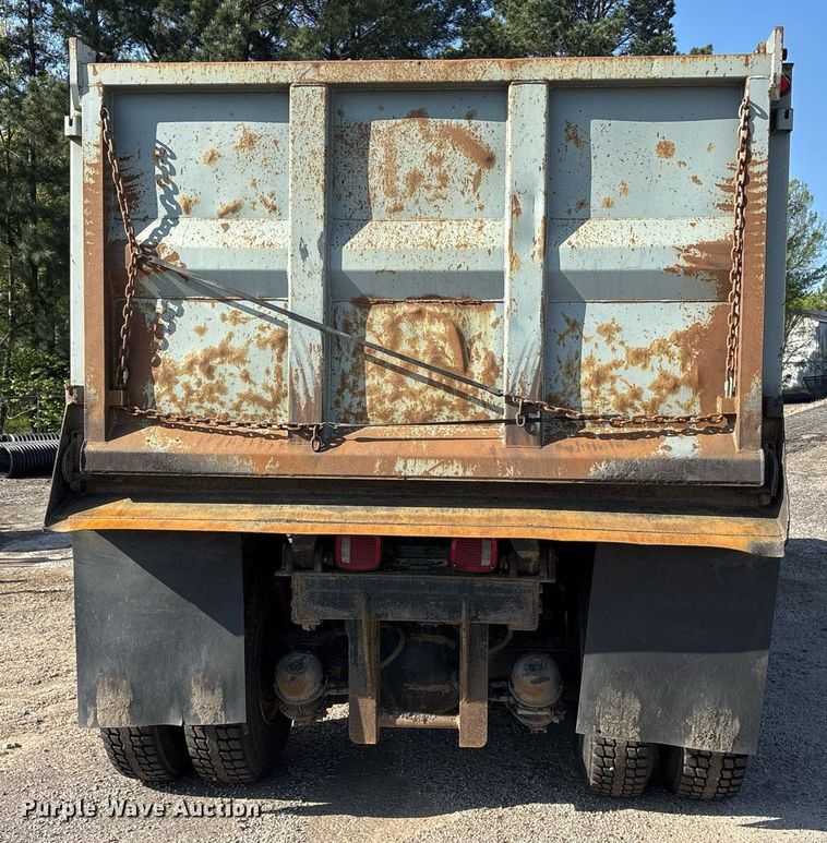 image for item OB9628 2017 International 7600 dump truck