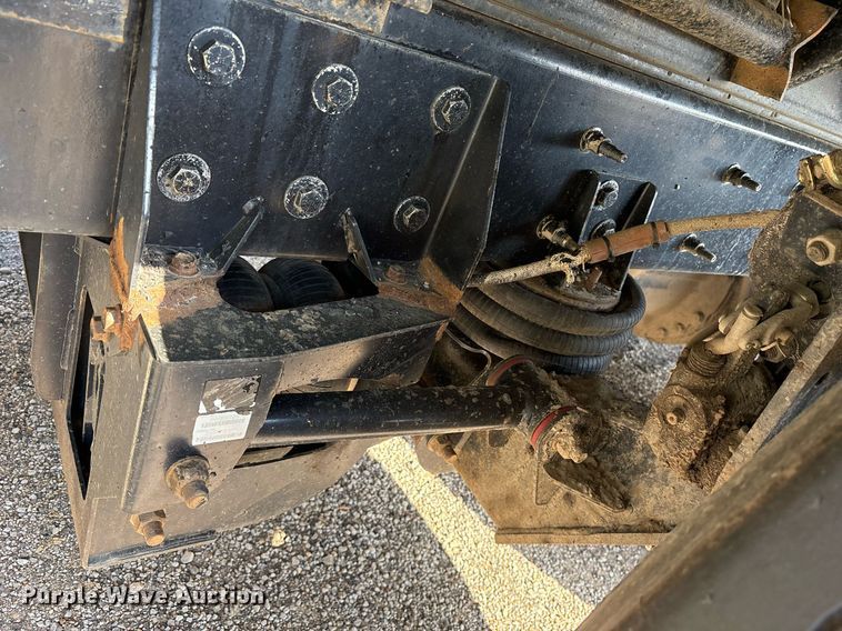 image for item OB9628 2017 International 7600 dump truck