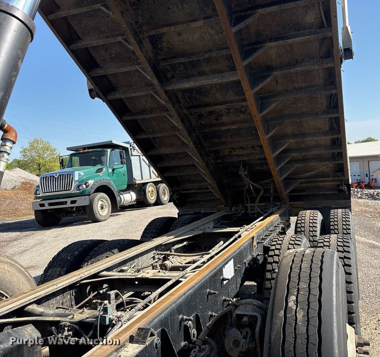 image for item OB9628 2017 International 7600 dump truck