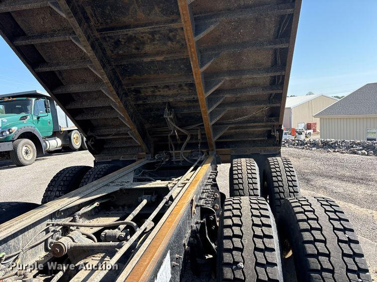 image for item OB9628 2017 International 7600 dump truck