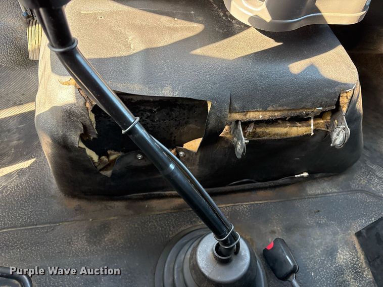 image for item OB9628 2017 International 7600 dump truck