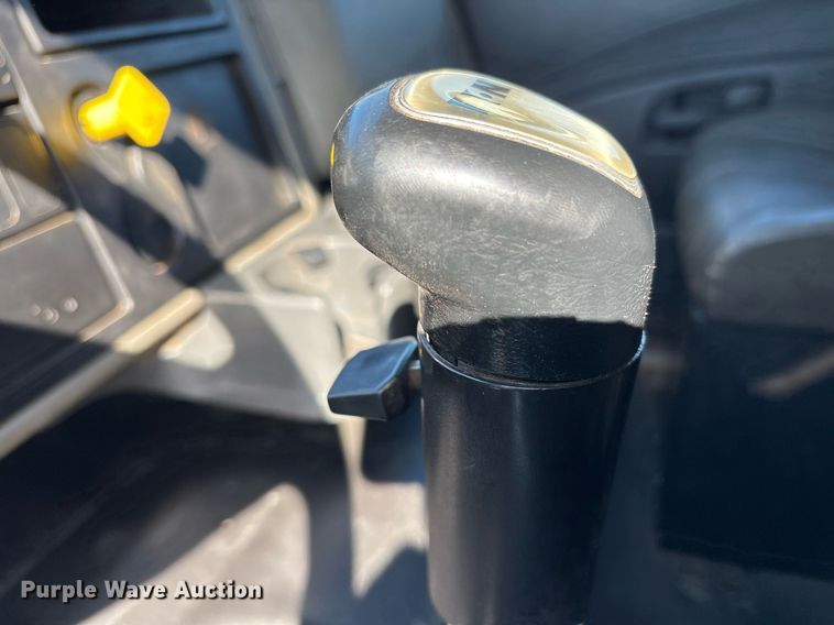 image for item OB9628 2017 International 7600 dump truck