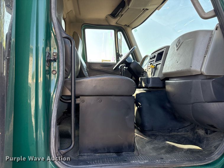 image for item OB9628 2017 International 7600 dump truck