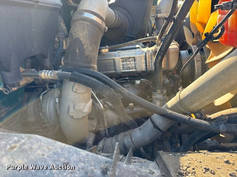 image for item OB9628 2017 International 7600 dump truck