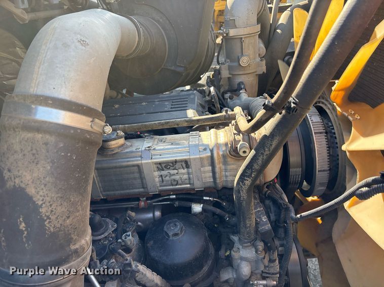 image for item OB9628 2017 International 7600 dump truck