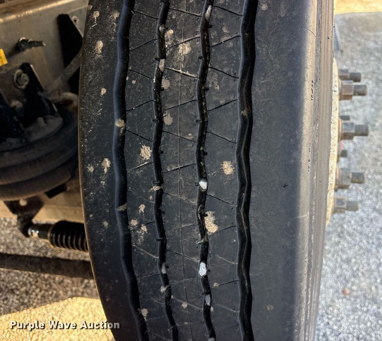 image for item OB9628 2017 International 7600 dump truck