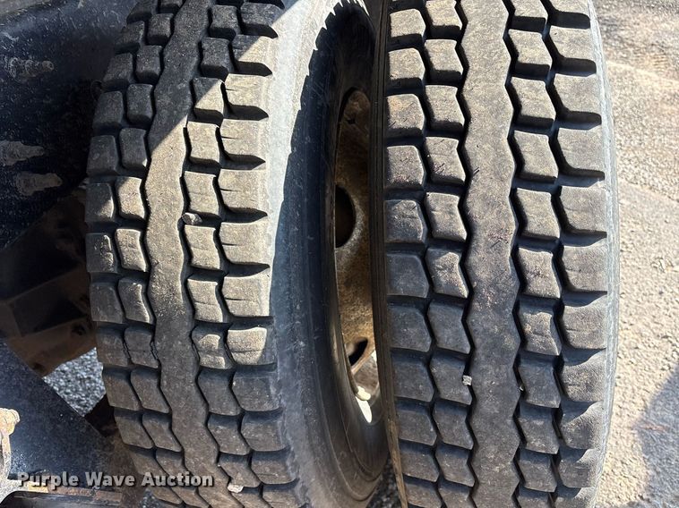 image for item OB9628 2017 International 7600 dump truck