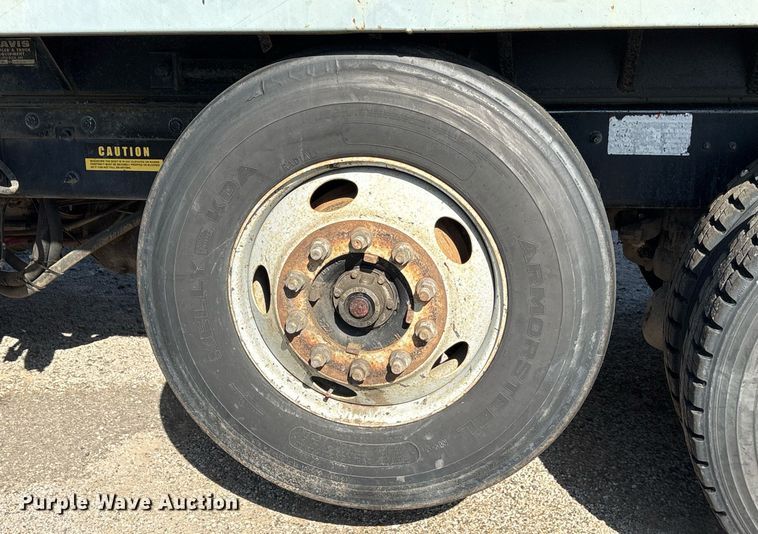 image for item OB9628 2017 International 7600 dump truck