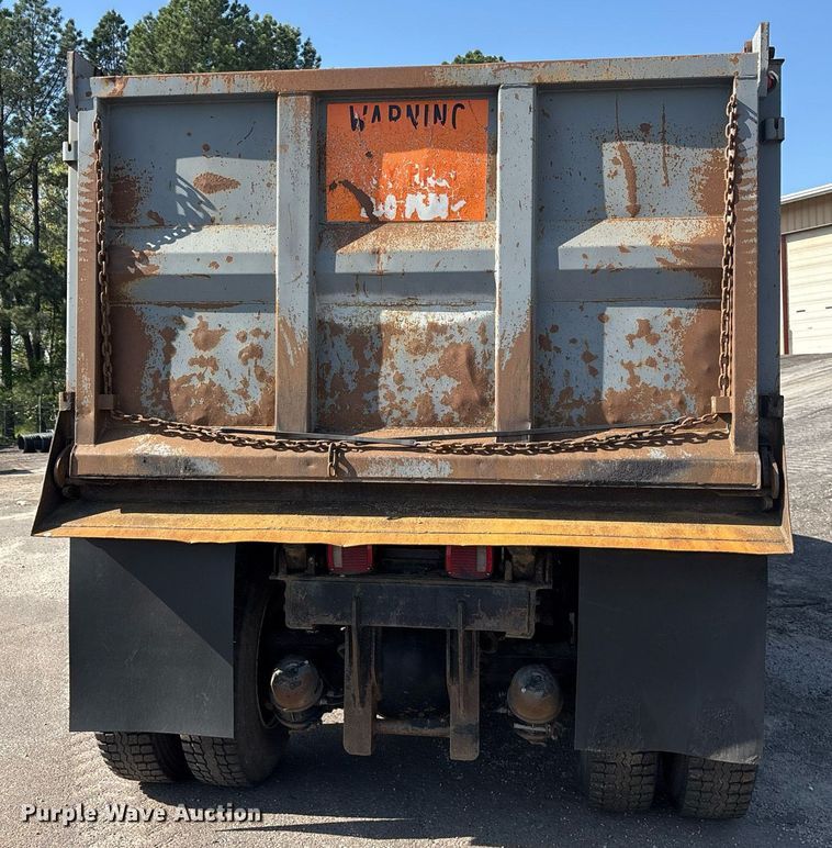 image for item OB9629 2016 International 7600 dump truck