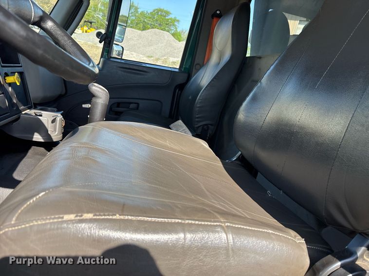 image for item OB9629 2016 International 7600 dump truck