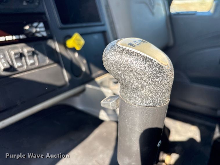 image for item OB9629 2016 International 7600 dump truck