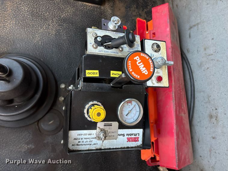 image for item OB9629 2016 International 7600 dump truck